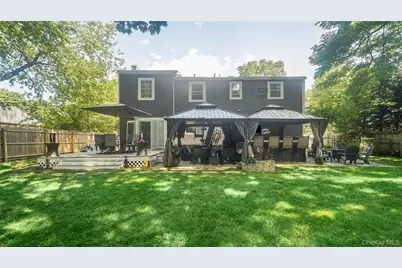 1634 N Gardiner Drive, Bay Shore, NY 11706 - Photo 37