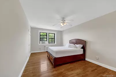 4784 Boston Post Road #B43, Pelham, NY 10803 - Photo 11