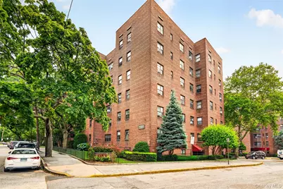 30 Fleetwood Avenue #4F, Fleetwood, NY 10552 - Photo 1