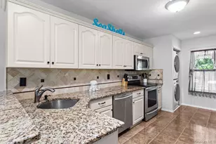 17 Lakeview Dr, Manorville, NY 11949 - Photo 3