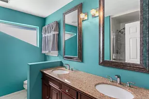 17 Lakeview Dr, Manorville, NY 11949 - Photo 9