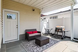 34 1st Ave, Farmingdale, NY 11735 - Photo 25