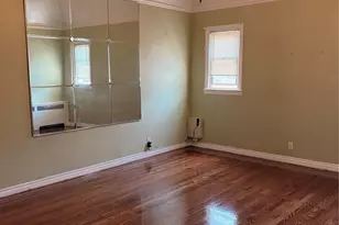 135-11 122nd Pl, Ozone Park, NY 11420 - Photo 3