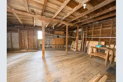 174 Railroad Avenue, Saint James, NY 11780 - Photo 17