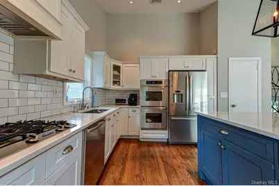 30 Harriet Lane, Huntington, NY 11743 - Photo 5