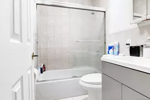 61-07 Bleecker St, Ridgewood, NY 11385 - Photo 23