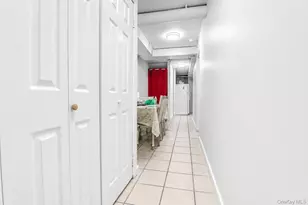 61-07 Bleecker St, Ridgewood, NY 11385 - Photo 27
