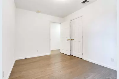 6107 Bleecker Street, Ridgewood, NY 11385 - Photo 11
