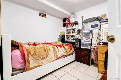 6107 Bleecker Street, Ridgewood, NY 11385 - Photo 29