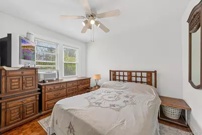 91 Douglas Avenue, Yonkers, NY 10703 - Photo 11
