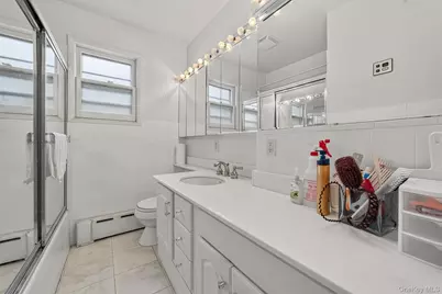 91 Douglas Avenue, Yonkers, NY 10703 - Photo 13