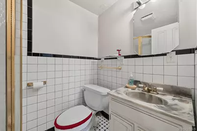 91 Douglas Avenue, Yonkers, NY 10703 - Photo 33