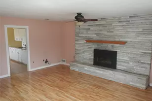 1005 Thompson Dr, Bay Shore, NY 11706 - Photo 11