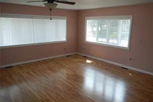 1005 Thompson Dr, Bay Shore, NY 11706 - Photo 13