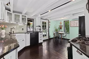 220 Mill River Rd, Chappaqua, NY 10514 - Photo 11