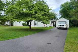 48 Gleason Blvd, Pleasant Valley, NY 12569 - Photo 3