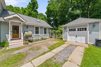 215 Walnut Street, Peekskill, NY 10566 - Photo 25