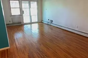 94-18 53rd Ave, Elmhurst, NY 11373 - Photo 3