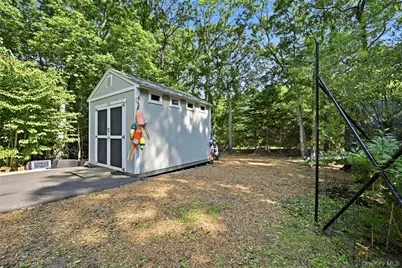 18 Nicole Court, Manorville, NY 11949 - Photo 43