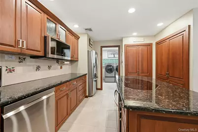 18 Nicole Court, Manorville, NY 11949 - Photo 17