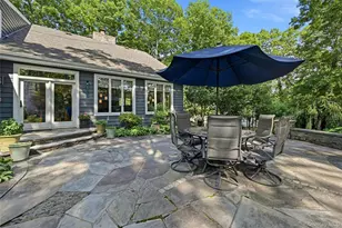 18 Nicole Ct, Manorville, NY 11949 - Photo 35
