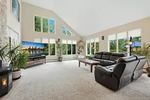 18 Nicole Ct, Manorville, NY 11949 - Photo 7
