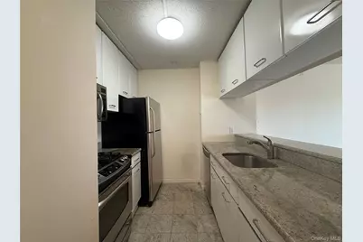 4 Martine Avenue #510, White Plains, NY 10606 - Photo 9