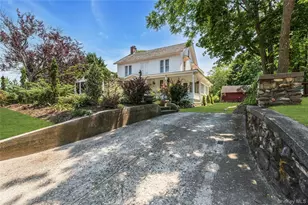 430 Montauk Hwy, East Moriches, NY 11940 - Photo 3