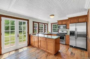 430 Montauk Hwy, East Moriches, NY 11940 - Photo 21