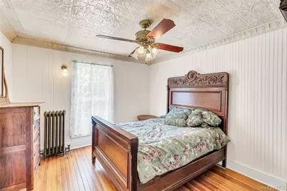 430 Montauk Highway, East Moriches, NY 11940 - Photo 33