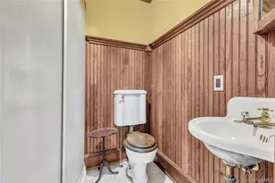 430 Montauk Hwy, East Moriches, NY 11940 - Photo 31