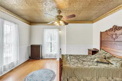 430 Montauk Highway, East Moriches, NY 11940 - Photo 29