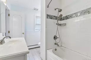 77 Andrew St, Manhasset, NY 11030 - Photo 21