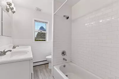 77 Andrew Street, Manhasset, NY 11030 - Photo 27