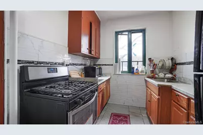 2049 McGraw Avenue #2C, Bronx, NY 10462 - Photo 9