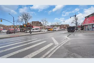 2049 McGraw Avenue #2C, Bronx, NY 10462 - Photo 11