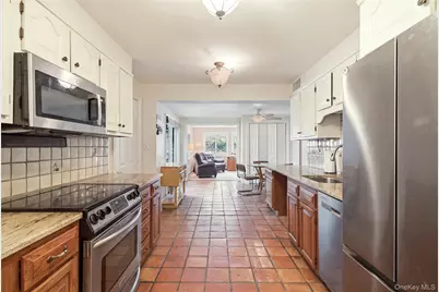 158 Bay Road, Huntington, NY 11743 - Photo 11