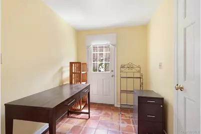 158 Bay Road, Huntington, NY 11743 - Photo 17