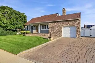 364 Boundary Ave, Massapequa, NY 11758 - Photo 3