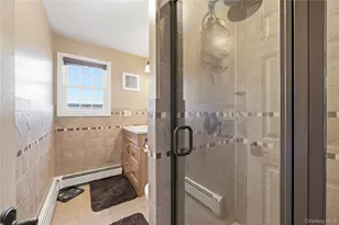 364 Boundary Ave, Massapequa, NY 11758 - Photo 15