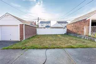 118 48 222nd St, Cambria Heights, NY 11411 - Photo 5