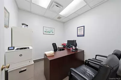 7935 Myrtle Avenue, Ridgewood, NY 11385 - Photo 23