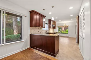 60 Pheasant Run, Roslyn, NY 11576 - Photo 11