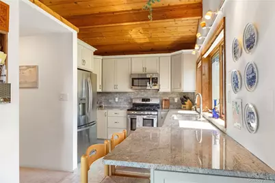 4 Bellview Drive, Valley Cottage, NY 10989 - Photo 29