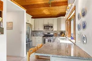 4 Bellview Dr, Valley Cottage, NY 10989 - Photo 29
