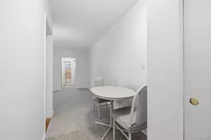 185 Bryant Ave, White Plains, NY 10605 - Photo 11