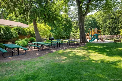 185 Bryant Avenue #1M, White Plains, NY 10605 - Photo 23