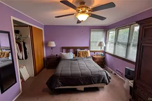 7 Oak Tree Ln, Huntington Station, NY 11746 - Photo 11