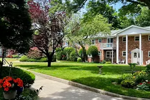 246 Fair Harbor Dr, Patchogue, NY 11772 - Photo 5