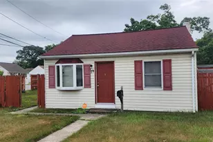 79 Commack Rd, North Babylon, NY 11703 - Photo 3